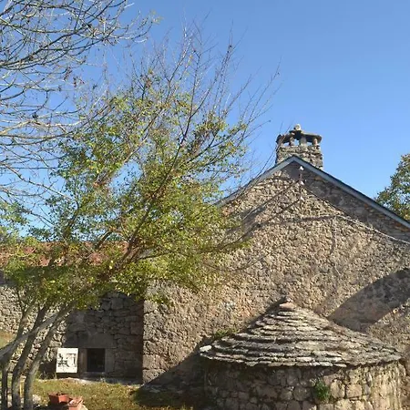Gite De Dargilan Meyrueis Exterior photo